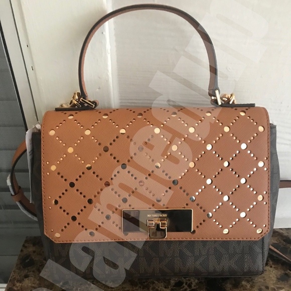 SOLD OUT Michael Kors Violet Callie Crossbody - Picture 2 of 8